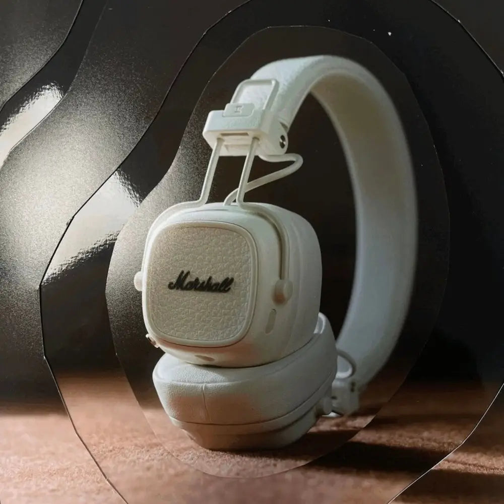 Audífonos Marshall Major V Bluetooth On Ear - Crema