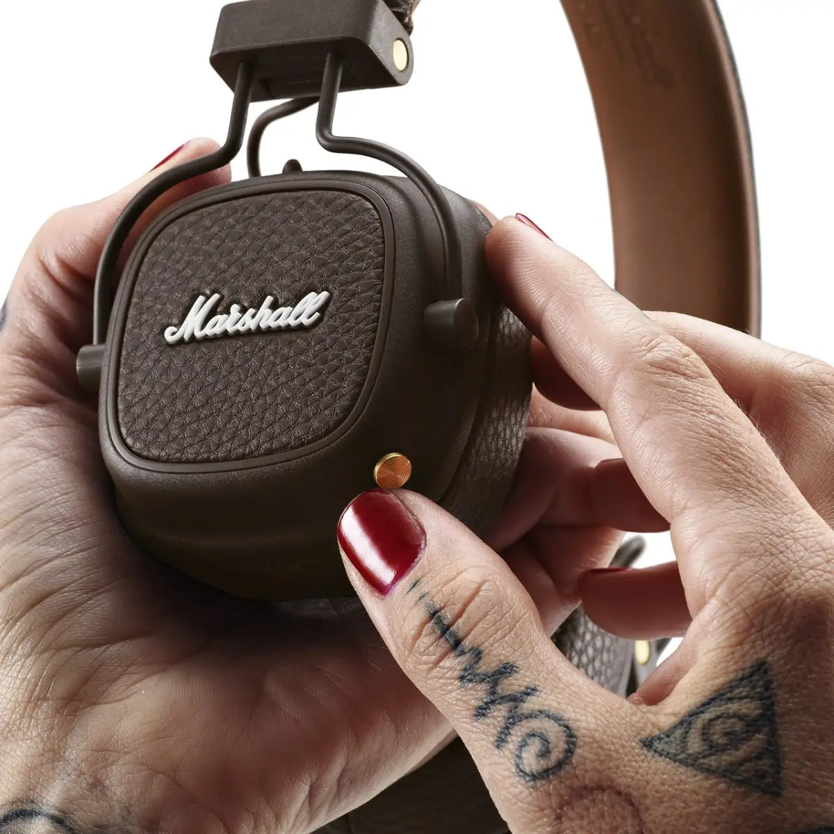 Audífonos Marshall Major V Bluetooth On Ear - Café