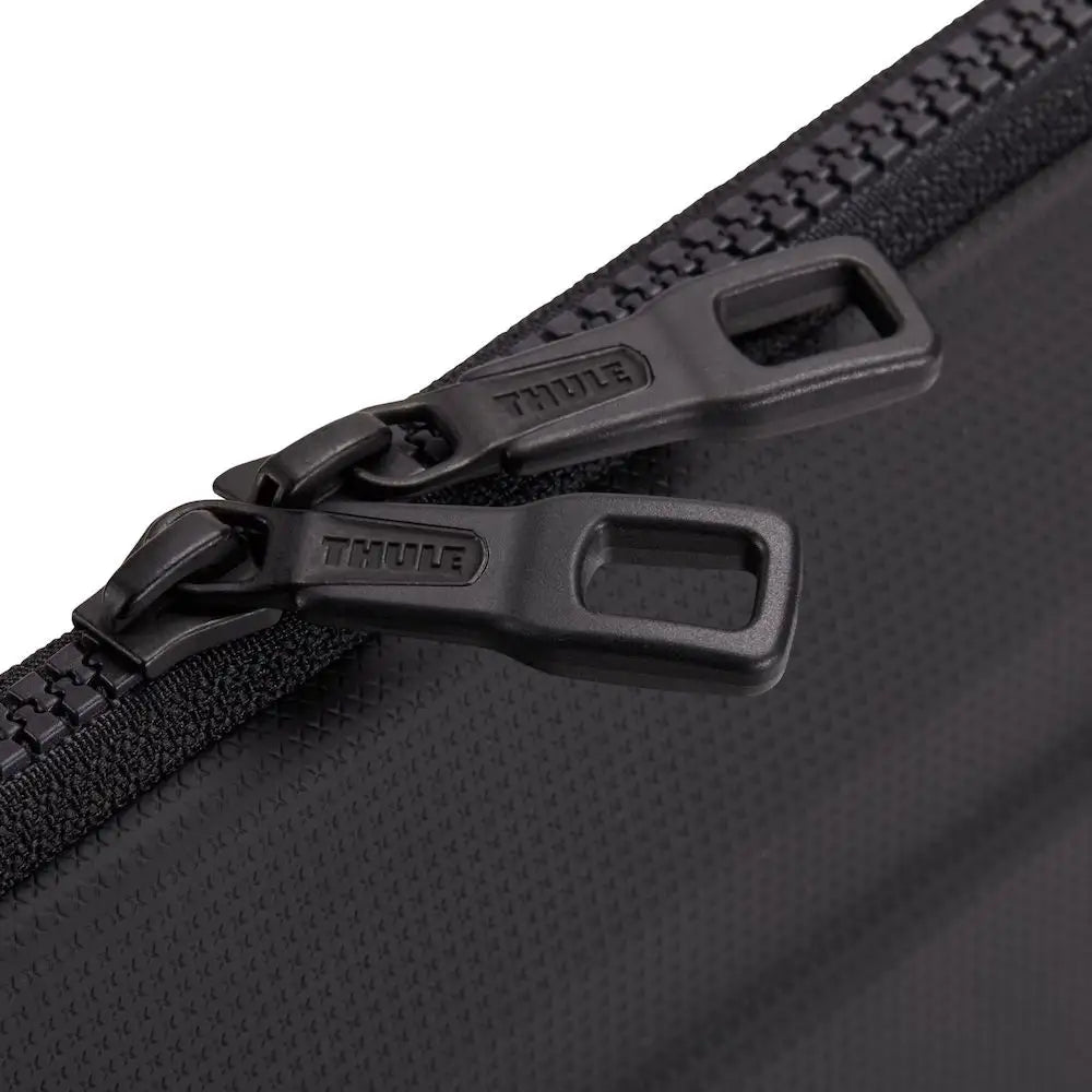 Thule Funda Gauntlet para MacBook Pro 14" - Negro