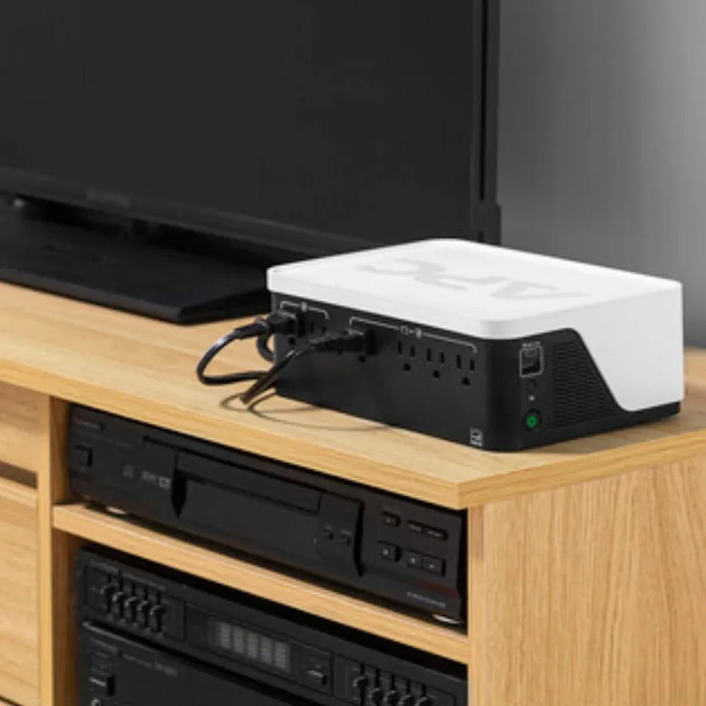 UPS_Regulador_APC_600W_1050_VA_8_Salidas_Blanco_Imagen_posicion_6_iShop_Costa_Rica