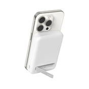 Batería Magnética Inalámbrica Belkin Qi2 15W 8000 mAh + Soporte - Blanca