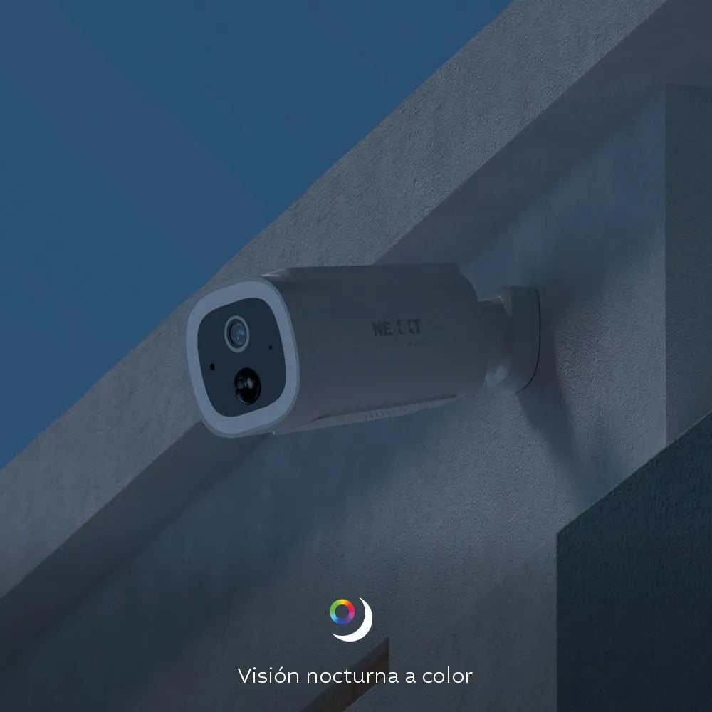 Cámara Nexxt para Exteriores 2K con Panel Solar Incorporado - Blanco